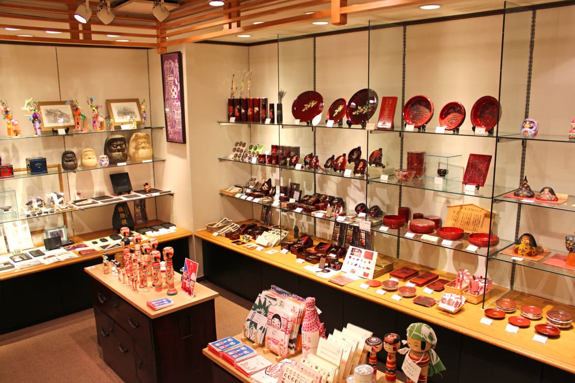 店内壁側
